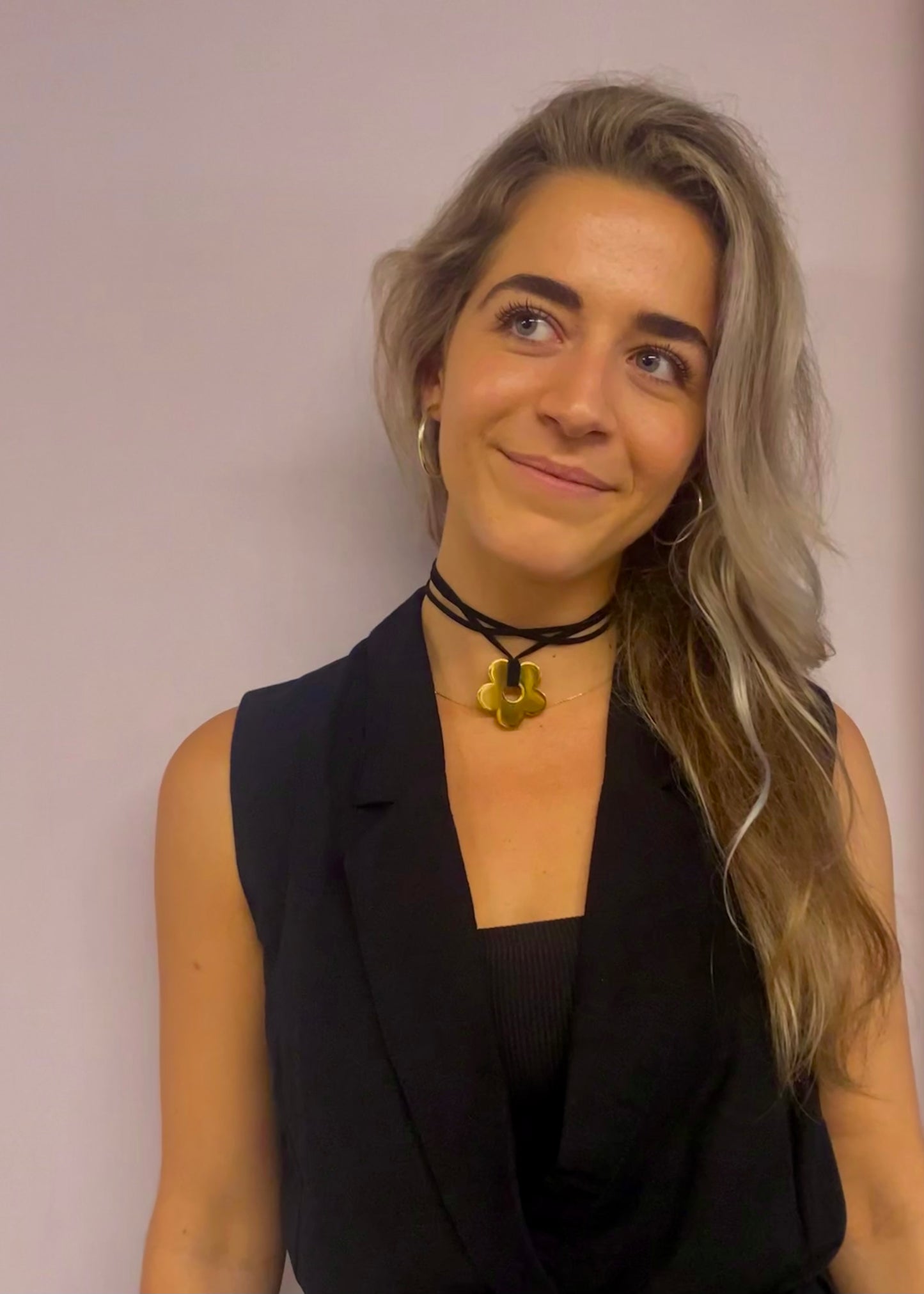 FLOWER COIN NECKLACE