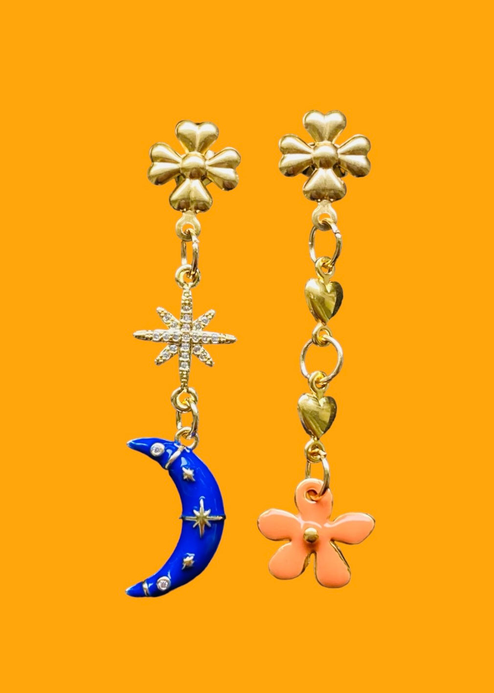 MOON FLOWER EARRING