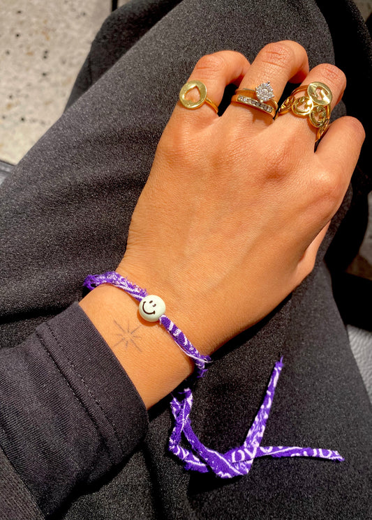 SMILEY BANDANA BRACELET