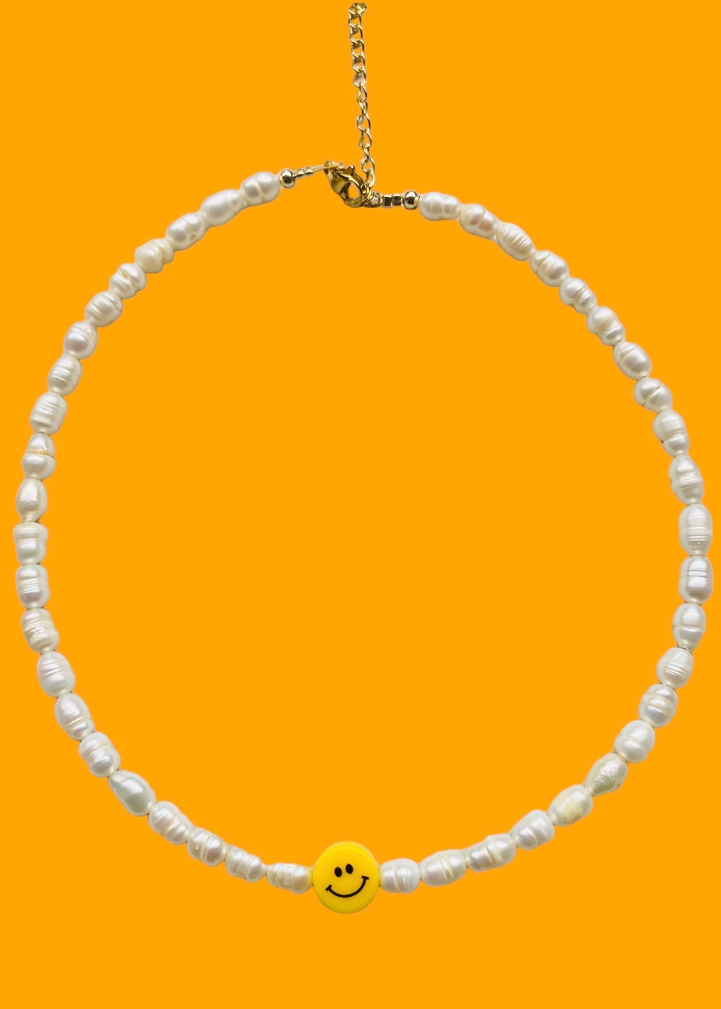 HAPPY NECKLACE