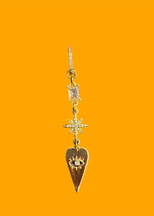 HEART EYE EARRING